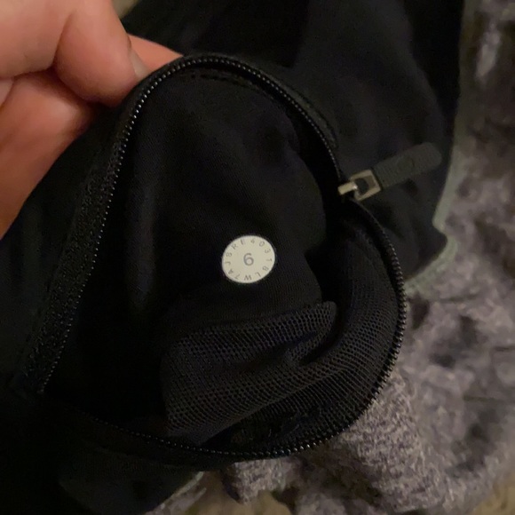 lululemon Speed short with liner - Picture 4 of 4